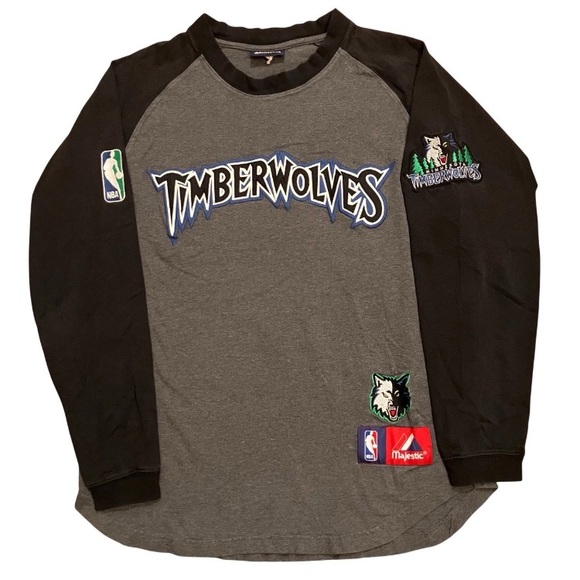 Vintage Y2K 2000s Timberwolves NBA Majestic LS Shirt 21.5x29